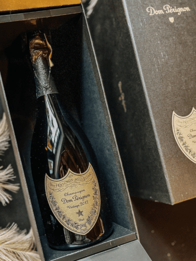 CHAMPAGNE DOM PERIGNON BLANC VINTAGE (com CAIXA ESPECIAL)