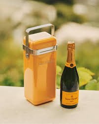 VEUVE CLICQUOT FRIDGE YELLOW BRUT